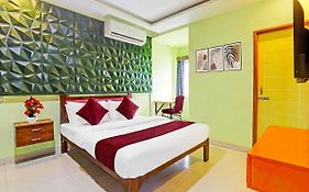 Starlight Hotels Dlf Trade Center Miot Chennai